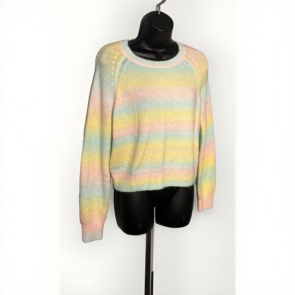 BB Dakota Steve Madden Pastel Blue Ombre Crop Sweater‎ Fuzzy Soft Womens Medium - Picture 1 of 6